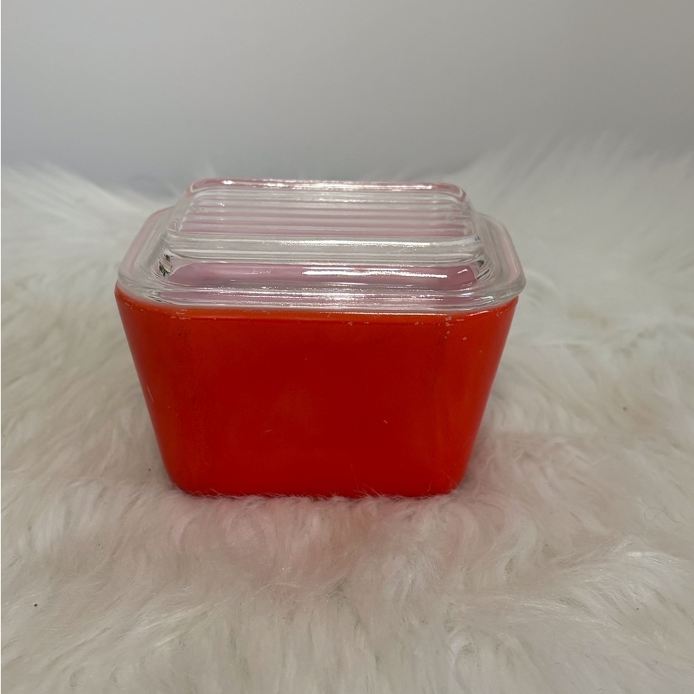 Vintage Pyrex Red Glass Refrigerator Dish with Clear Lid 501-B